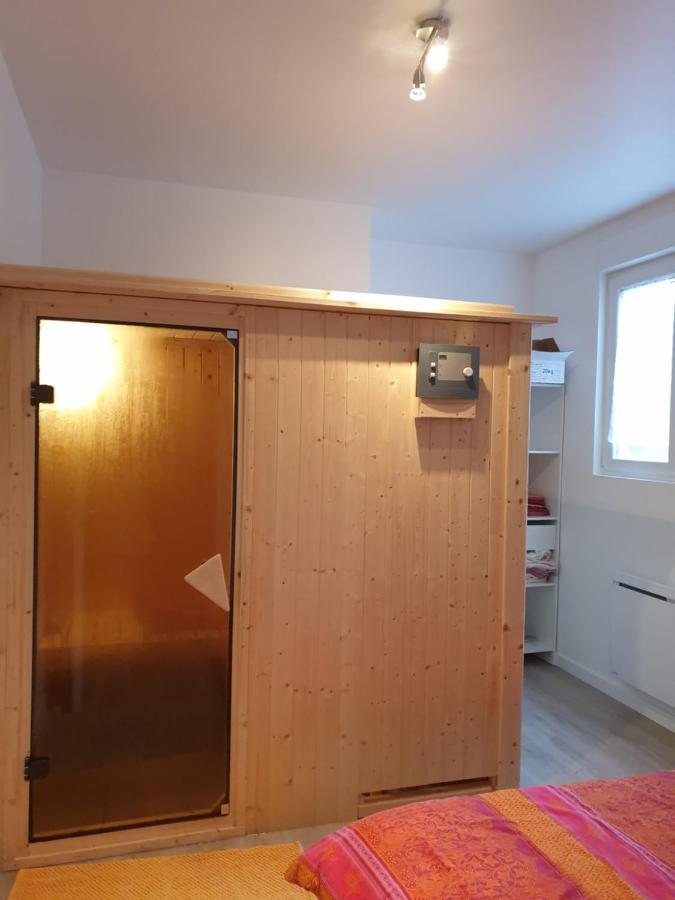 Appartement hyper-centre Epernay avec sauna et parking privé Exterior foto